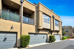 563 W Maple Ave, Orange, CA 92868 - Photo 3