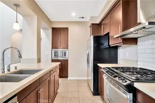 563 W Maple Ave, Orange, CA 92868 - Photo 15