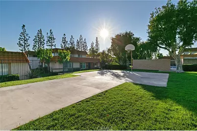 22806 Malaga, Lake Forest, CA 92630 - Photo 33