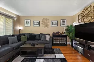 22806 Malaga, Lake Forest, CA 92630 - Photo 3
