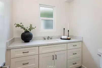 1701 Catalina Avenue, Seal Beach, CA 90740 - Photo 35