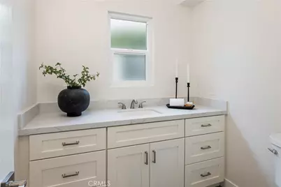 1701 Catalina Avenue, Seal Beach, CA 90740 - Photo 37