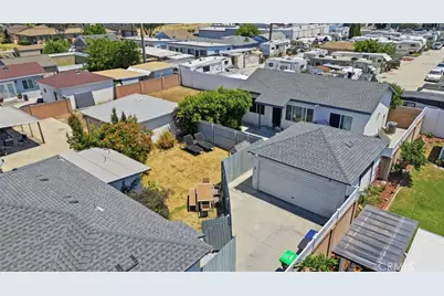 9138 Rendalia, Bellflower, CA 90706 - Photo 5