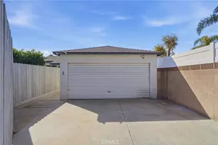 9138 Rendalia, Bellflower, CA 90706 - Photo 31