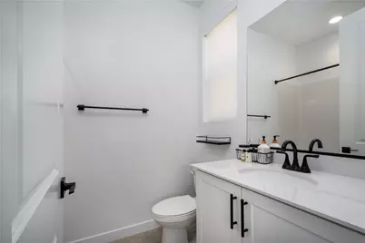 2821 Bridgetide Rd, Corona, CA 92883 - Photo 25