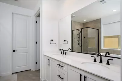 2821 Bridgetide Rd, Corona, CA 92883 - Photo 11