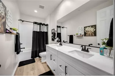 16647 Evelyn Place, Lake Elsinore, CA 92530 - Photo 17