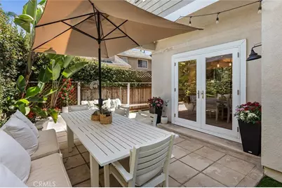 302 Turtle Bay Ln, Costa Mesa, CA 92627 - Photo 15