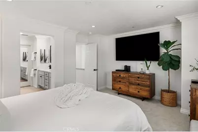 302 Turtle Bay Ln, Costa Mesa, CA 92627 - Photo 21
