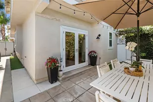 302 Turtle Bay Ln, Costa Mesa, CA 92627 - Photo 17