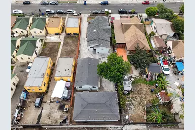 1043 W 95th Street, Los Angeles, CA 90044 - Photo 11