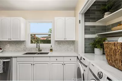 944 W Acacia Avenue, Orange, CA 92868 - Photo 19