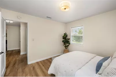 944 W Acacia Avenue, Orange, CA 92868 - Photo 25