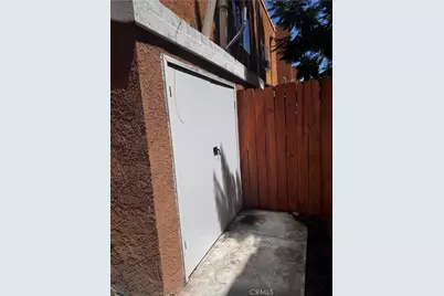 14033 Anderson, Paramount, CA 90723 - Photo 7