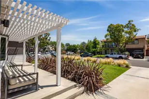 4557 Hazelbrook Ave, Long Beach, CA 90808 - Photo 3