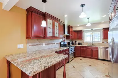 18918 Santa Catherine St, Fountain Valley, CA 92708 - Photo 15