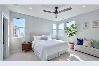 100 Tenor, Irvine, CA 92618 - Photo 5