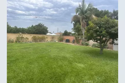 13825 Carfax Avenue, Bellflower, CA 90706 - Photo 7