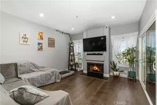 415 Townsquare Ln, Huntington Beach, CA 92648 - Photo 7