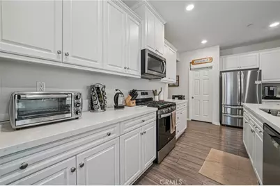 41018 Chambord, Lake Elsinore, CA 92532 - Photo 17