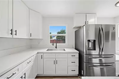 555 E G, Ontario, CA 91764 - Photo 25
