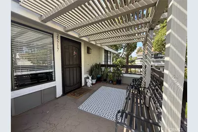 25717 Sycamore Pointe, Lake Forest, CA 92630 - Photo 3