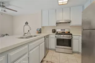 25717 Sycamore Pointe, Lake Forest, CA 92630 - Photo 13