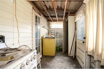 1524 W 22nd, Los Angeles, CA 90007 - Photo 11