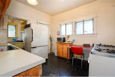 1520 W 22nd Street, Los Angeles, CA 90007 - Photo 11