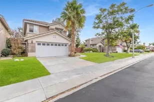 975 Solano, Corona, CA 92882 - Photo 3