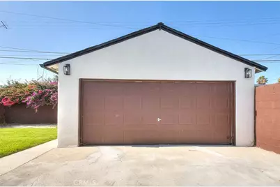 1827 W 76th, Los Angeles, CA 90047 - Photo 33