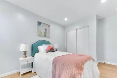 1827 W 76th, Los Angeles, CA 90047 - Photo 25