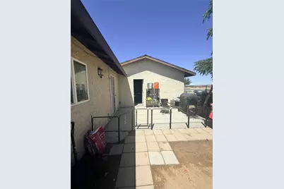 18265 Larkspur, Adelanto, CA 92301 - Photo 15