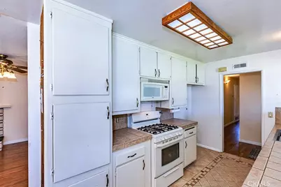 10102 Parliament, Garden Grove, CA 92840 - Photo 7
