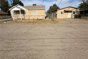 226 Cottonwood Ln, Blythe, CA 92225 - Photo 3