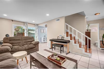 10761 Magnolia Avenue #101, Anaheim, CA 92804 - Photo 7
