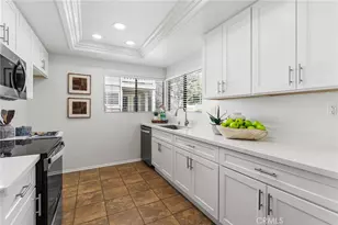 39 Tarocco, Irvine, CA 92618 - Photo 9