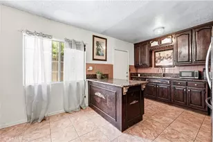 12375 Poinsettia, El Monte, CA 91732 - Photo 15