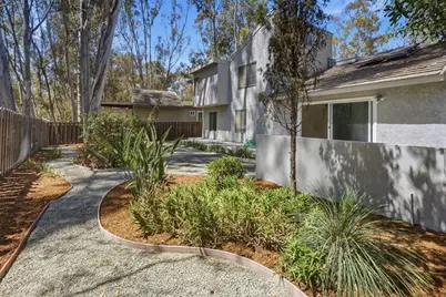 25045 Castlewood, Lake Forest, CA 92630 - Photo 37