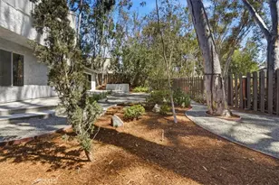 25045 Castlewood, Lake Forest, CA 92630 - Photo 39