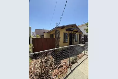 1326 S Cabrillo, San Pedro, CA 90731 - Photo 1