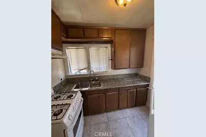 1326 S Cabrillo, San Pedro, CA 90731 - Photo 9