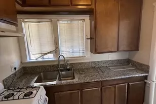1326 S Cabrillo, San Pedro, CA 90731 - Photo 9