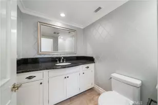 5 Thunderbird, Newport Beach, CA 92660 - Photo 17