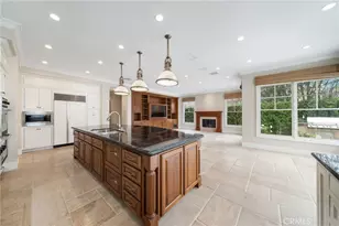 5 Thunderbird, Newport Beach, CA 92660 - Photo 25