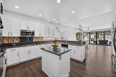 12330 Columbia, Mira Loma, CA 91752 - Photo 29