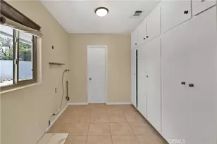 2550 W Rowland Ave, Anaheim, CA 92804 - Photo 9