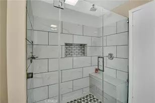 2550 W Rowland Ave, Anaheim, CA 92804 - Photo 19