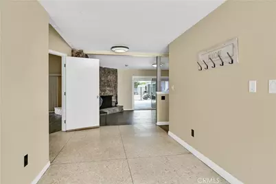 2550 W Rowland Avenue, Anaheim, CA 92804 - Photo 3
