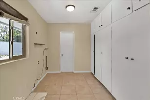 2550 W Rowland Ave, Anaheim, CA 92804 - Photo 9